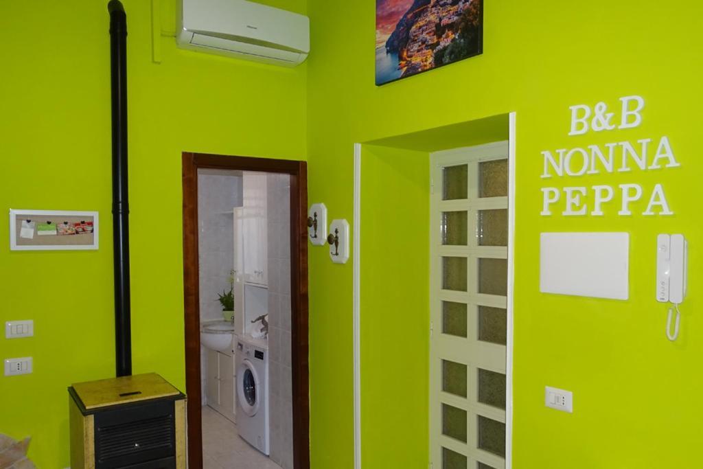 Bed and Breakfast Nonna Peppa - Sorrento à Sant'Agnello Extérieur photo